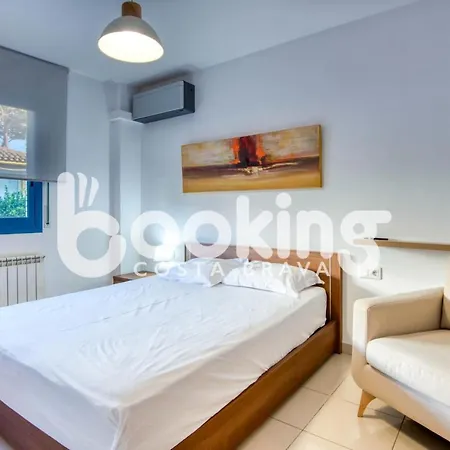 Soleado - Amb Gran Terrassa Al Centre De Platja D'aro, Amb Parking I Piscina Comunitaria