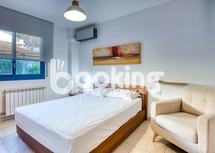 Soleado - Amb Gran Terrassa Al Centre De Platja D'aro, Amb Parking I Piscina Comunitaria